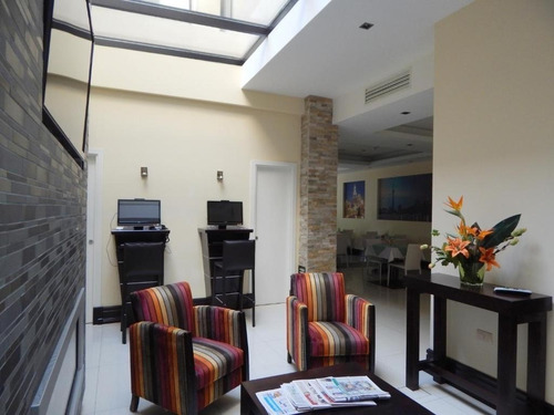 Imagen 11 de 11 de Venta, Hotel 4 Estrellas En Pleno Ciudad Vieja, Puerto De Montevideo