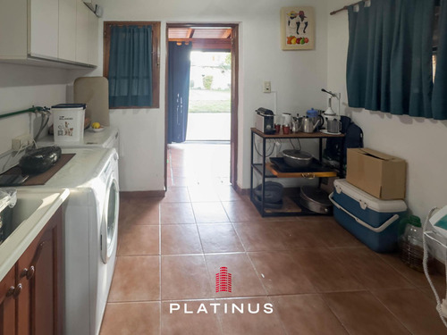 Casa En Venta En Barrio Juan B. Justo De 3 Dormitorios Apta Crédito