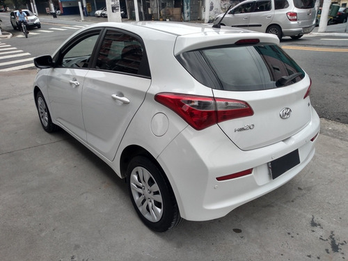 Hyundai Hb20 2016 1.6 Comfort Plus Flex 5p