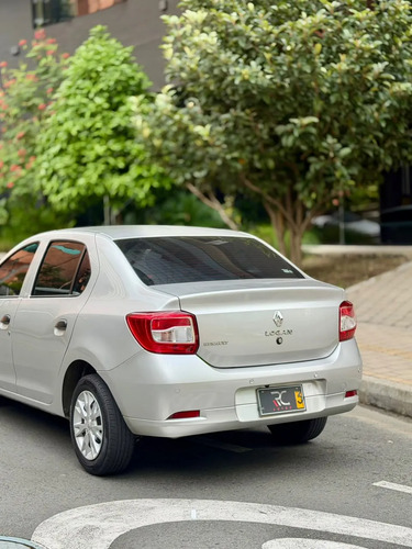 Renault Logan 1.6 Expression / Life +