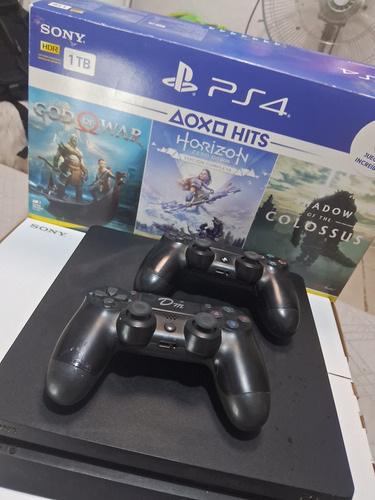  Play 4 350000 2 Controles Y Un Juego Sony