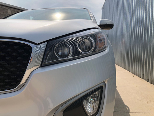 Imagen 13 de 15 de Kia Sorento 2016 3.3 V6 Ex Piel 7 Pasajeros At