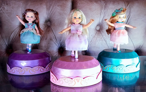 Barbie 12dancingprincess Janessa-kathleen-lacey Mattel 2006 (Usado)
