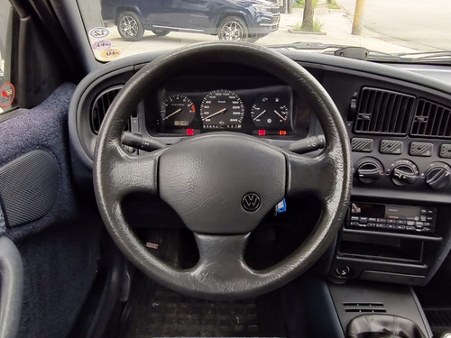 Imagem 8 de 15 de Volkswagen Logus