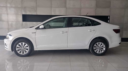 Imagen 4 de 10 de Volkswagen Virtus 2018 1.6 Comfortline