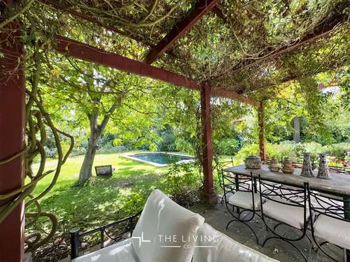 Preciosa Casa Chilena A La Venta Casa 5d Y 4b, Lo Barnechea