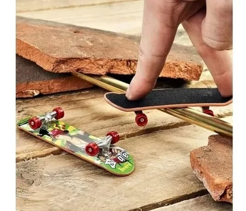 Brinquedo Skate De Dedo Com Rampa Obstáculo Radical