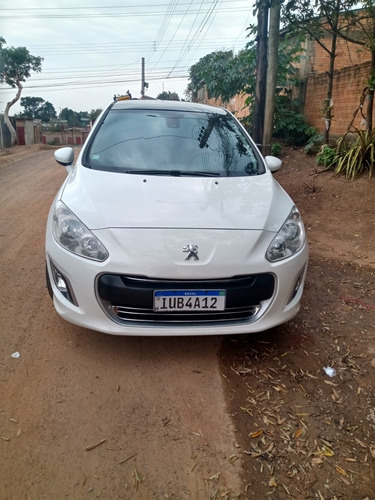 Imagem 2 de 9 de Peugeot 308 2013 2.0 Allure Flex 5p