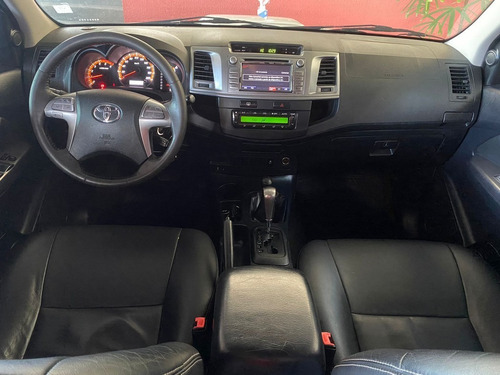 Imagem 7 de 12 de Toyota Hilux 3.0 Srv Top 4x4 Cd 16v Turbo Intercooler 2014