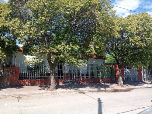 Imagen 2 de 7 de Vendo Casa En Barrio Las Margaritas!!!