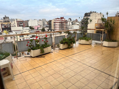 Venta! 4 Ambientes Al Frente Con Dependencia Y Cochera Concordia 400 - Floresta
