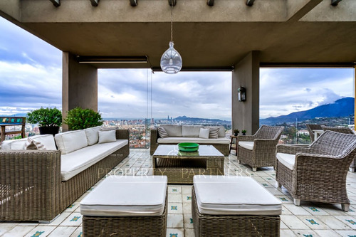 Penthouse Excepcional Con Vista Sobre Santiago