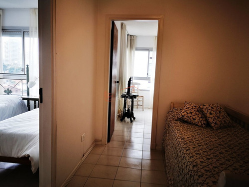 Imagen 26 de 30 de Venta De Apartamento En Punta Del Este, Avda Chiverta A Metros De La Playa Brava Y Mansa