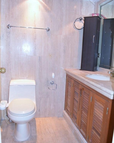 Imagen 19 de 26 de Leal Pérez Vende Penthouse Duplex En El Parral, Res Gilma