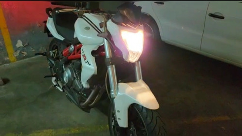 Imagen 15 de 15 de Benelli Tnt
