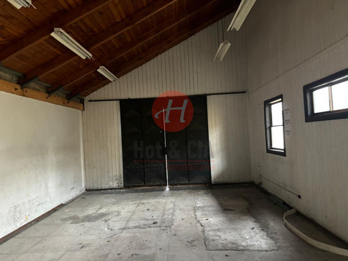 Local Comercial En Arriendo En Pucón