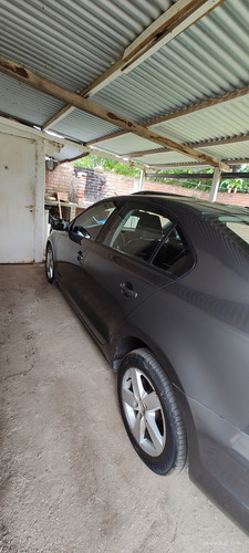 Volkswagen Vento 2.5 Luxury 170cv