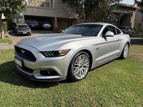 Ford Mustang 5.0 Gt 421cv