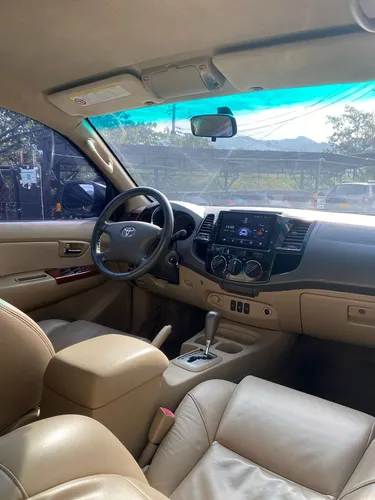 Toyota Fortuner 2.7l 4x2