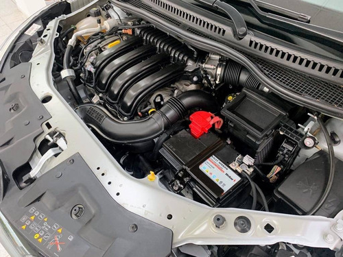 Imagem 12 de 14 de Renault Captur 2.0 16v Hi-flex Intense Automático