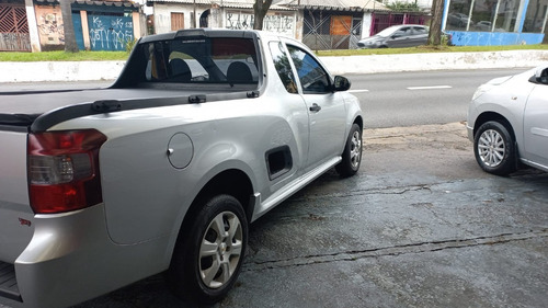 Imagem 3 de 15 de Chevrolet Montana Ls