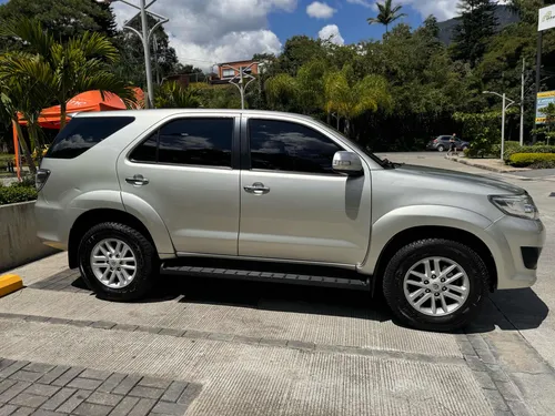 Toyota Fortuner 2.7l 4x4