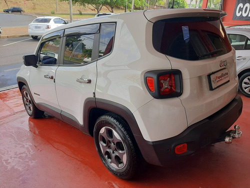 Imagem 4 de 9 de Jeep Renegade 1.8 16v Flex Sport 4p Manual