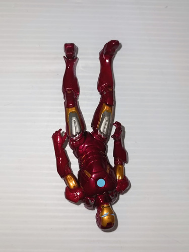 Hasbro Shatterblast Iron Man Mark 7 Movie Series 3.75 (Usado)