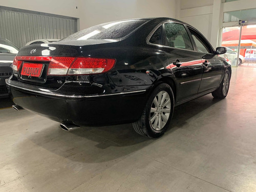 Imagem 2 de 9 de Hyundai Azera 2009 3.3 Gls Aut. 4p