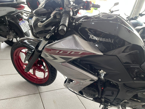 Imagem 2 de 10 de Kawasaki Z 300 Abs 2019