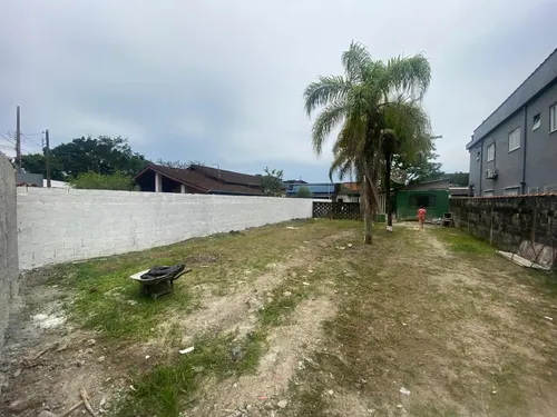Vende-se Casa Em Bertioga A 1000m Da Praia - Grande Oportunidade!