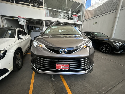 Toyota Sienna 3.5 Limited At
