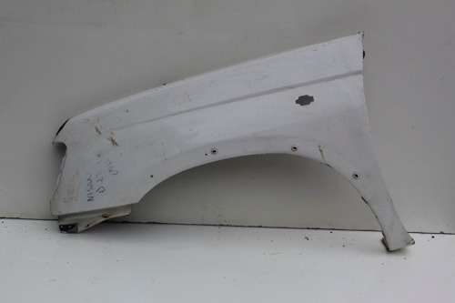 Guardabarro Nissan D22 Del Izq 2000 Gd0075