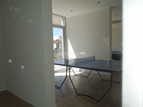 Venta Av Chiverta Edificio Forest Tower Ii Todo Sol!!!!!- Ref: 698