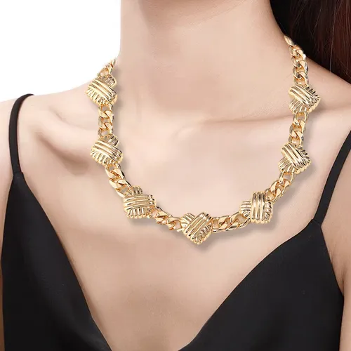 Collares En Forma De U Con Temperamento Melocotón Para Mujer