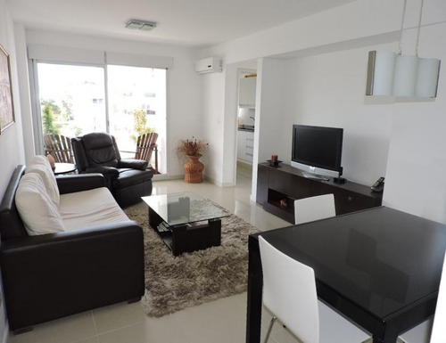 Imagen 3 de 11 de Id: 1768 - Aidy Grill, Punta Del Este, 1 Dormitorio.