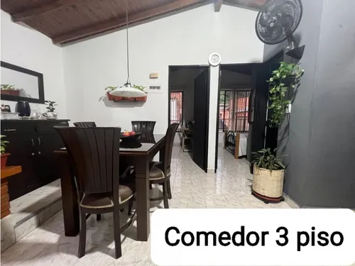 Casa Dos Pisos 2 Y 3 En Bello
