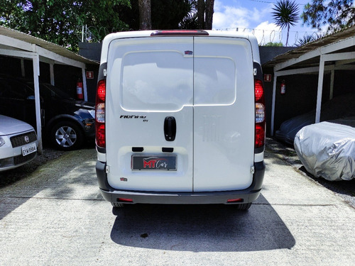 Imagem 4 de 13 de Fiat Fiorino Furgão Hard Working Flex 1.4 Mpi 8v 2p Manual