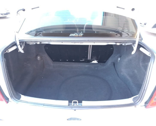 Imagen 13 de 15 de Chevrolet Onix 1.4 Lt