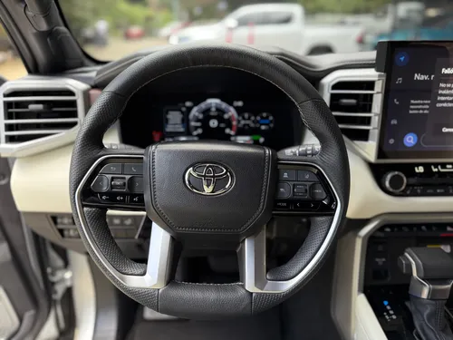 Toyota Sequoia 3.4 V6 Capstone