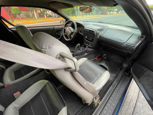Imagen 10 de 13 de Chevrolet Camaro Hatchback