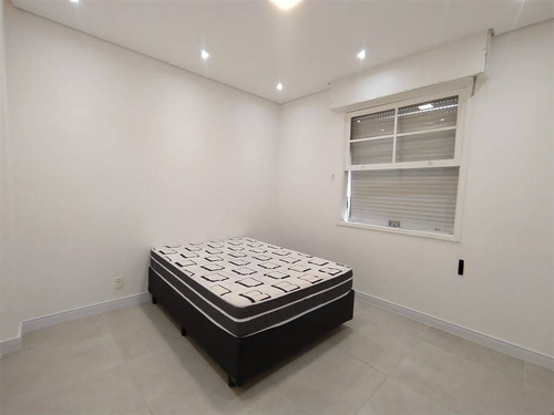 Imagem 13 de 15 de Apartamento, 1 Dorms Com 27 M² - Embaré - Santos - Ref.: Vs43 - Vs43