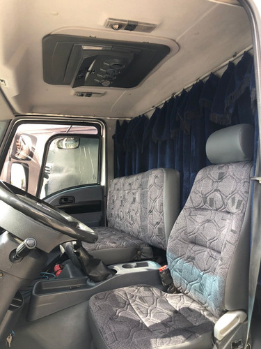Imagem 2 de 13 de Ford Cargo 2429