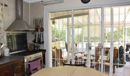 Imagen 7 de 14 de Casa - Barrio Parque Leloir