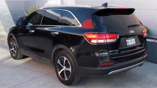 Imagen 3 de 15 de Kia Sorento 2017 3.3 V6 Ex Pack Piel 7 Pasajeros At