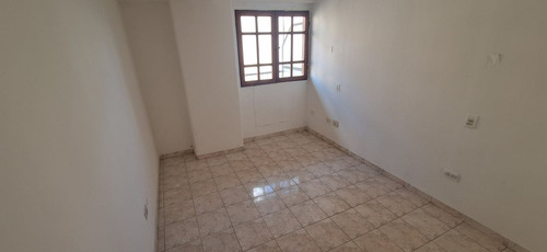 Venta Dpto 2 Dorm Con Balcon Y Lavadero B° Norte