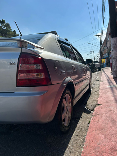 Chevrolet Astra Advantage 2.0 MPFI 8V FlexPower 5p