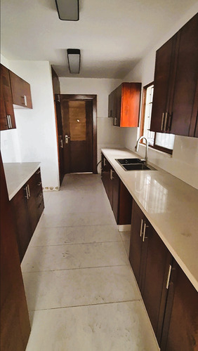 Espacio Corporativo Clave En El Corazón De Santo Domingo