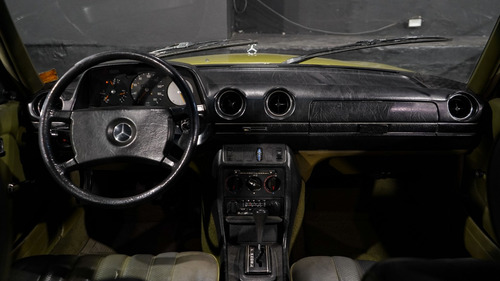 Mercedes Benz 300d 1982 Verde Diesel Impecable!!