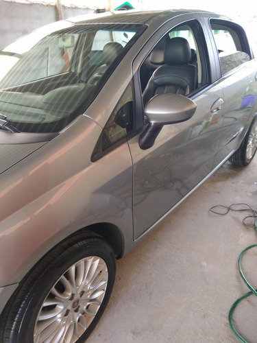 Fiat Punto 1.6 16v Essence Flex 5p 2015